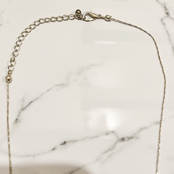 Dainty pearl and sparkly ball necklace - Picture 2 of 3